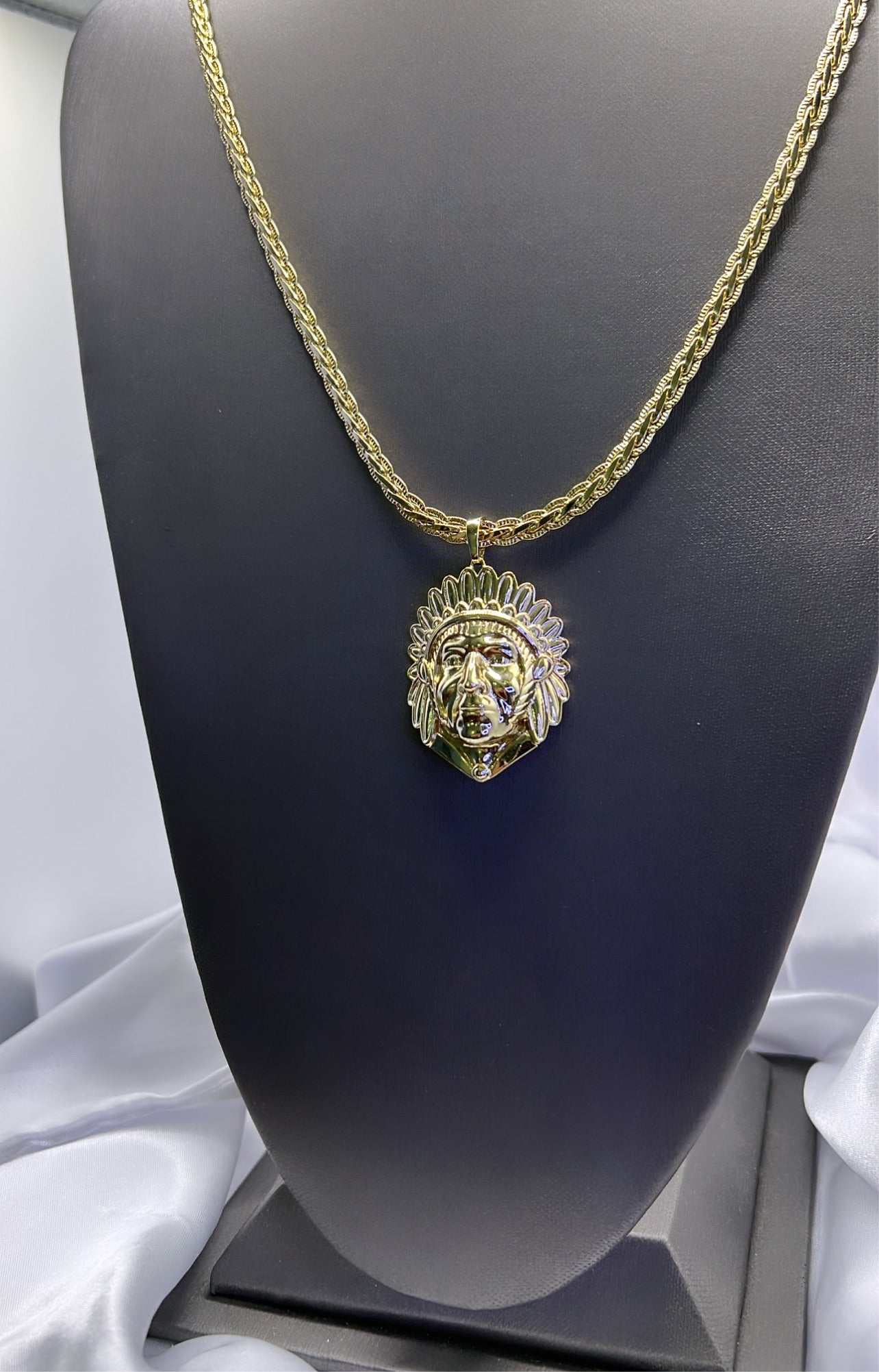 INDIAN PENDENT