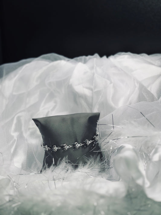 BLACK CROWN